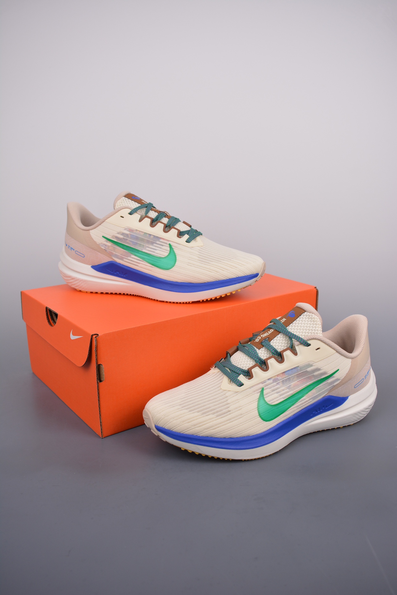 Nike Air Winflo 9 PRM [DV8997-100] Men Running Shoes - Image 5